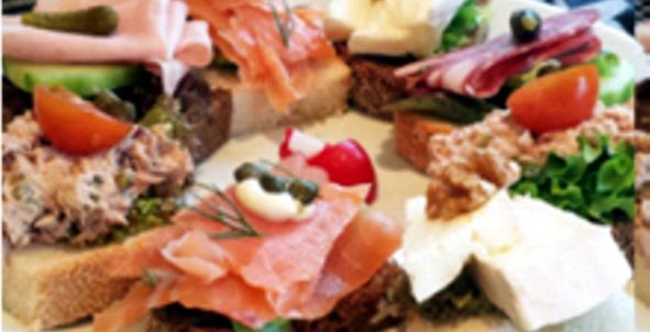 Proeverij op tafel bij restaurant Bleij