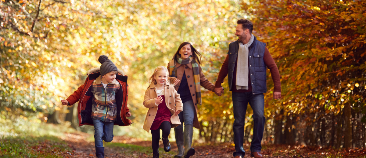 familie in het bos