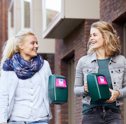 vrouwen collecteren