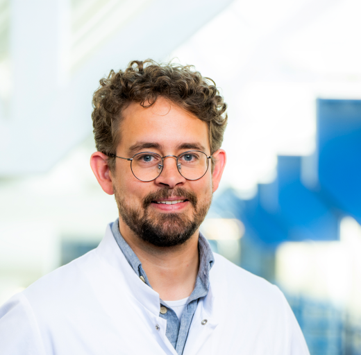 dr. Tjeerd van der Veer, LUMC, doet onderzoek naar Alpha-1