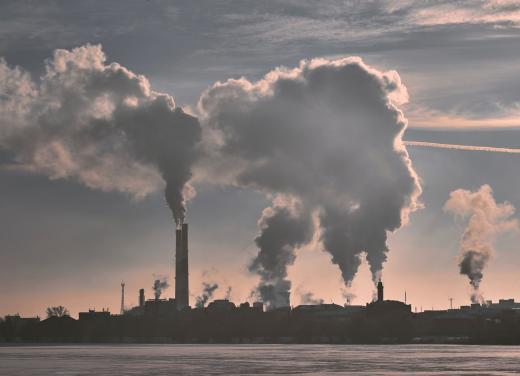 Uitstoot van fabrieken